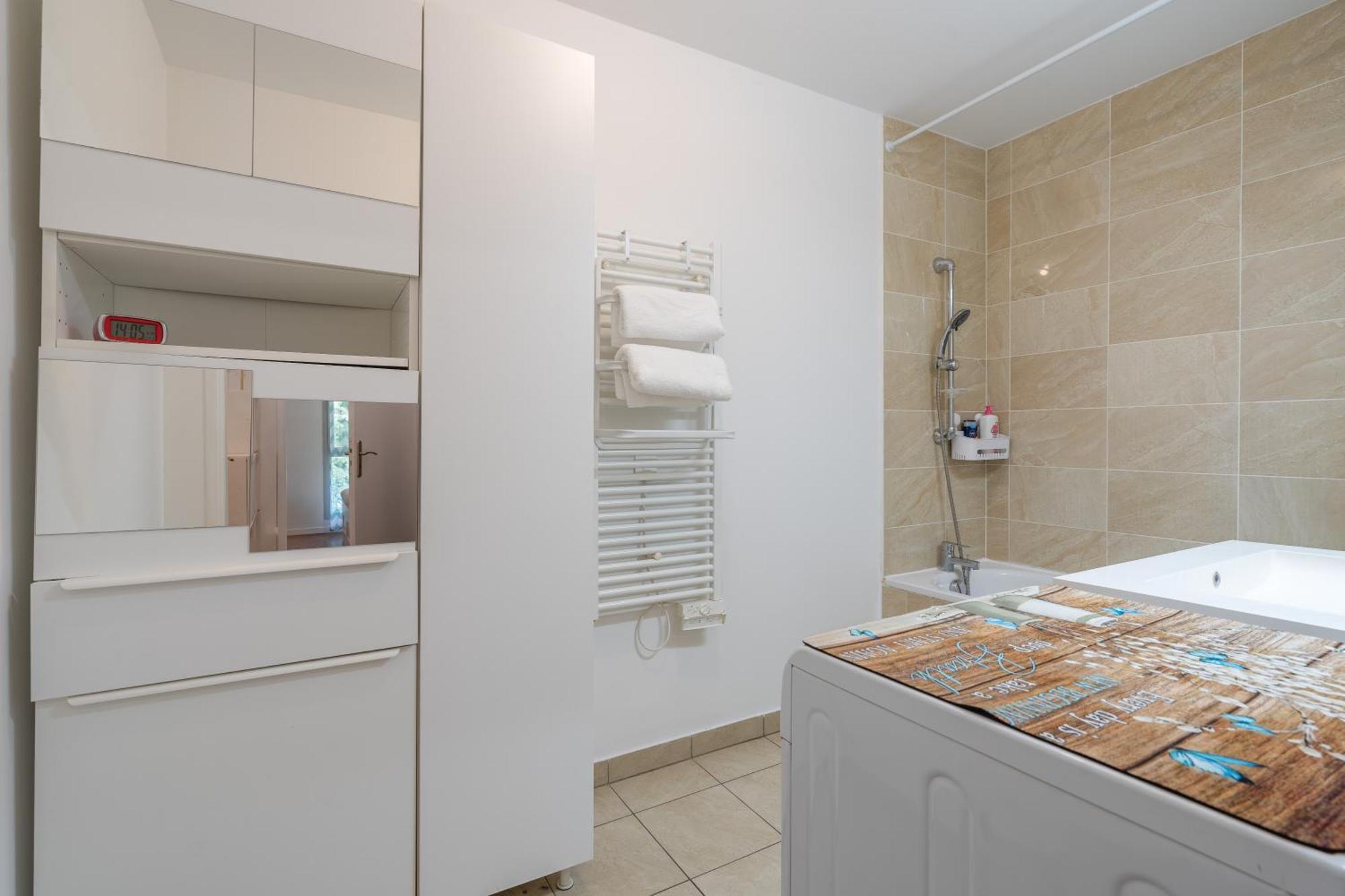 Appartement Cosy & Familial Proche Paris Epinay-sur-Seine Luaran gambar